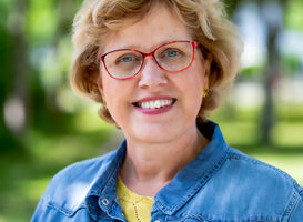 Normal_elles-verschoor-landscape-e1565875272918